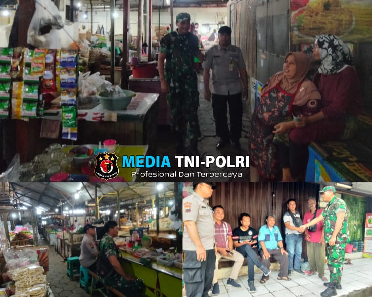 Serma Yudhi Cek Harga Sembako Sekaligus Sosialisasi Rekrutmen TNI AD di Pasar Harjodaksino