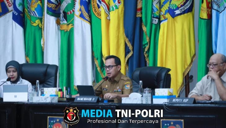 Wamendagri Bima Arya Minta Kepala Daerah Waspadai Lonjakan Harga Pangan dan Pastikan Serapan Gabah Maksimal