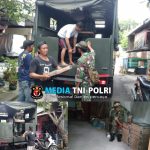 Babinsa Joyotakan Bantu Pendistribusian Bantuan Keramik Dari Bapak KASAD