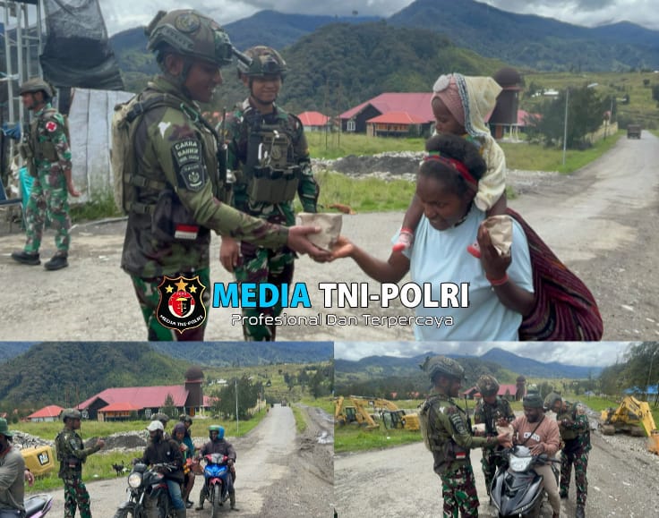 Minggu Kasih Buaya Putih Kostrad Berbagi Makanan