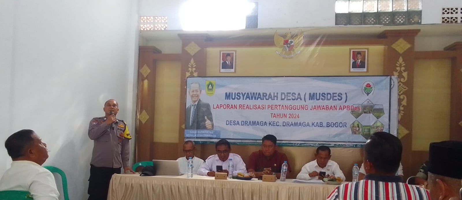 Kapolsek Caringin Giat Cooling Sistem Sambangi SMK Tekindo dan SMK Yapas di Desa Ciherang Jalin Silaturahmi Sekligus Sampaikan Pesan Kamtibmas 