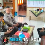 Pantau Pelaksanaan Program MBG Bhabinkamtibmas Laksanakan Pendataan Siswa di SD Negeri