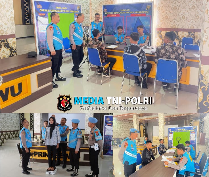 Polres Pringsewu Verifikasi Berkas Pendaftaran Anggota Polri 2025
