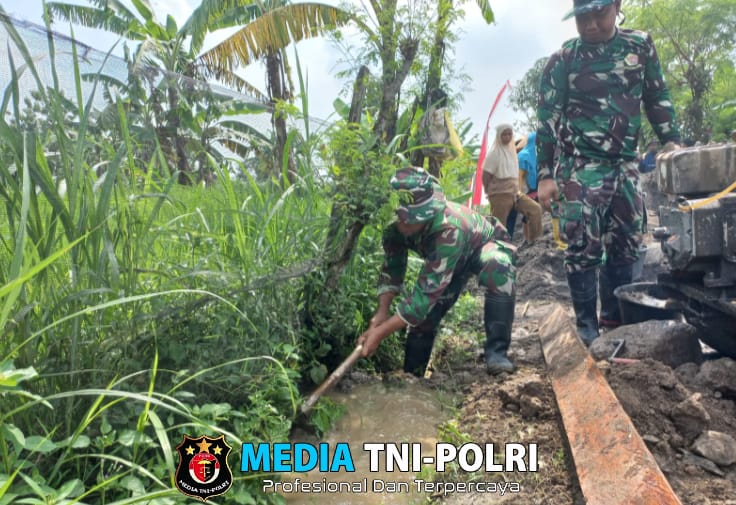Upaya Serka Sofyanto Agar Pasokan Air Aman