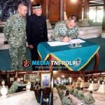 Ziarah Ke Makam Presiden Soeharto