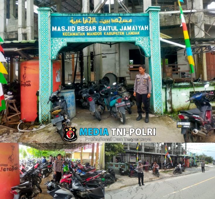 Polsek Mandor Berikan Pengamanan Sholat Jum’at di Masjid Baitul Jama’iyah Mandor