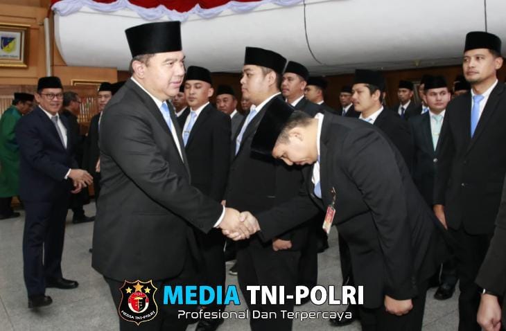 Sekjen Kemendagri Lantik 101 Pejabat Fungsional di Lingkungan Kemendagri dan BNPP