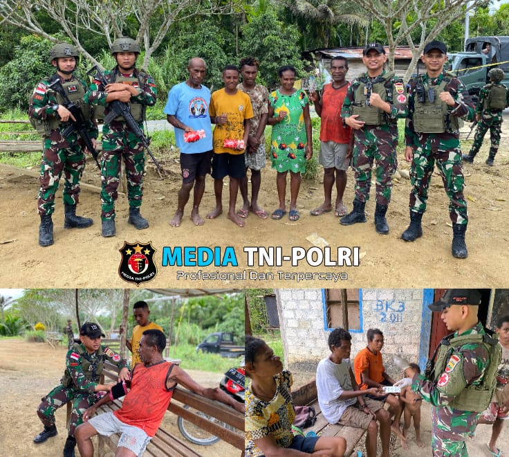 Semakin Dekat dengan Masyarakat Perbatasan RI-PNG, Satgas Yonif 131/BRS Berikan Pelayanan Kesehatan di Kampung Wembi