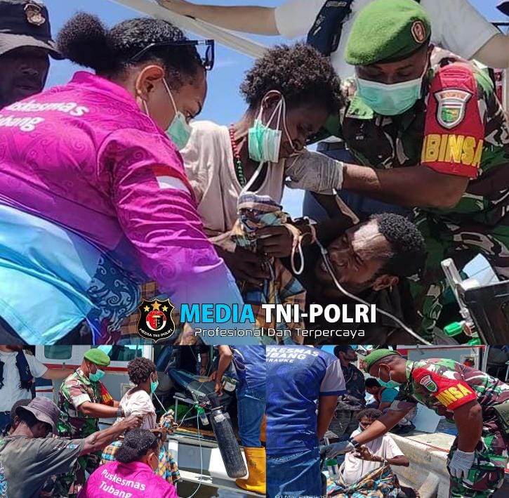 Babinsa Pos Ramil Tubang Bantu Evakuasi Masyarakat Melalui Jalur Air dan Pesawat Udara