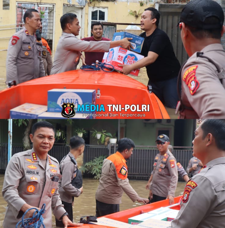 Cerita Kapolsek Pesanggrahan Evakuasi Warga Banjir yang Terjebak dari Lantai Dua