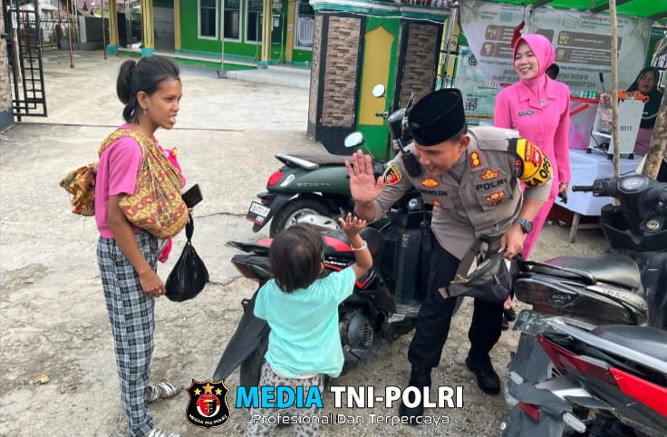 Ramah dan Dekat dengan Warga, Kapolres Landak Jadi Contoh Pemimpin Humanis