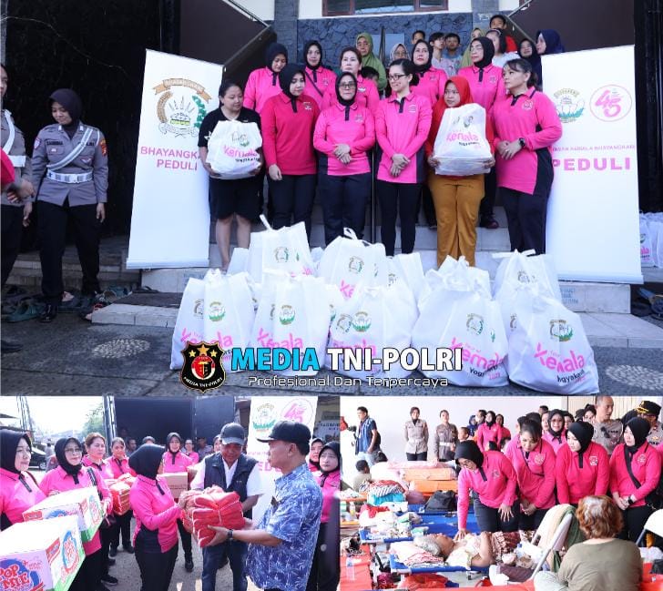 Yayasan Kemala Bhayangkari & Polres Metro Bekasi Kota Ulurkan Bantuan untuk Korban Banjir di Bekasi