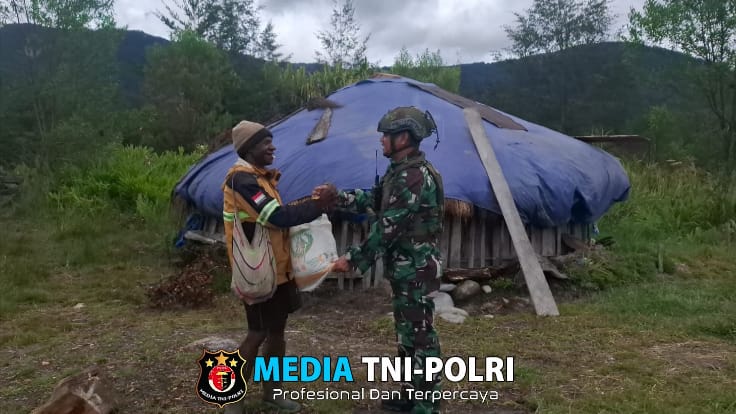 Perkuat Persaudaraan, Satgas Yonif 700 Laksanakan Safari Honai