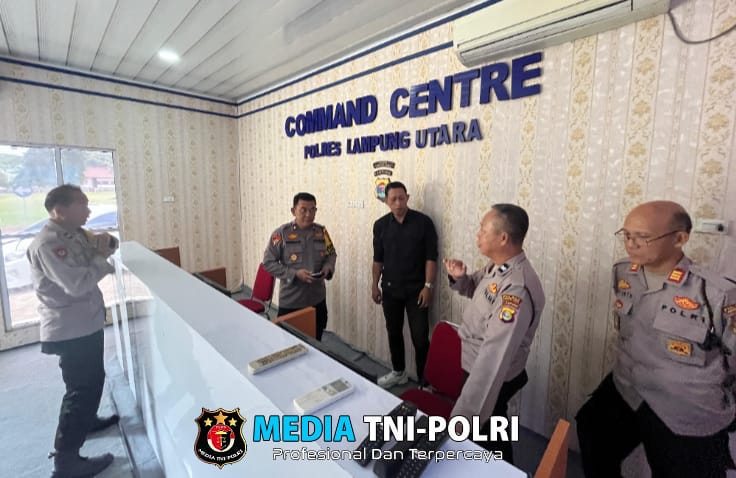 Maksimalkan Pelayanan Jelang Arus Mudik Lebaran, Kabag Ops Polres Lampung Utara Cek Kesiapan Layanan Call Center 110