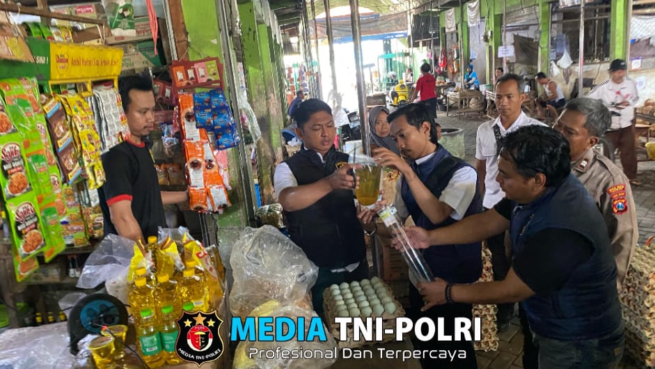 Sidak Satgas Pangan Polres Nganjuk Temukan Minyak Goreng Kemasan Berkurang Isi