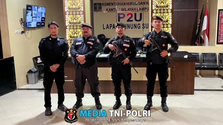 Antisipasi Kerawanan Kamtibmas, Sat Samapta Polres Lampung Tengah Gelar Patroli KRYD ke Lapas II B Gunung Sugih