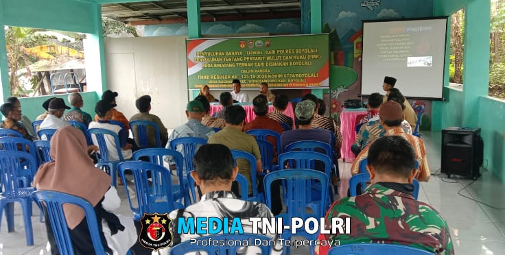 Satgas TMMD Juga Sosialisasikan Hukum dan Paham Radikal di Desa Kalinanas