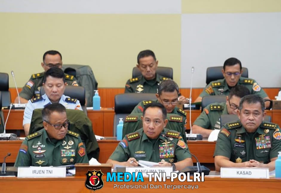 Panglima TNI Hadiri Rapat Dengar Pendapat Dengan Komisi I DPR RI Bahas Revisi UU TNI