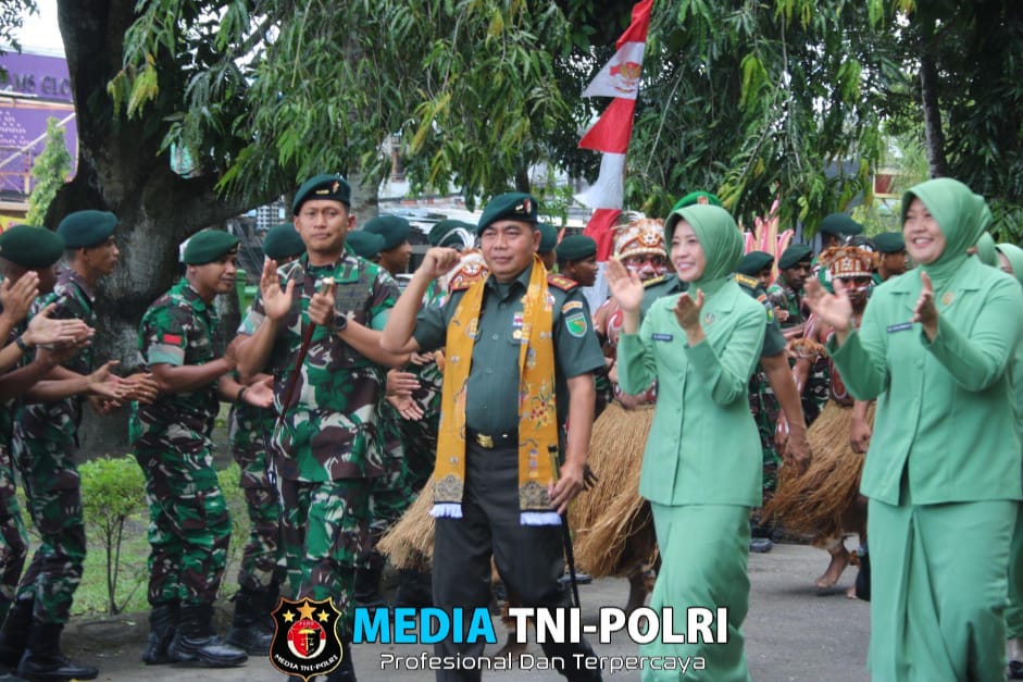 Panglima Kodam XVII/Cenderawasih Melaksanakan Kunjungan Kerja di Kesatrian Yonif 751/VJS