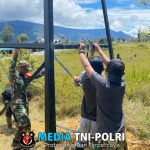 Babinsa Sugapa Bersama Satgaster TNI Habema Gelar Karya Bakti Pembuatan Penampungan Air Bersih