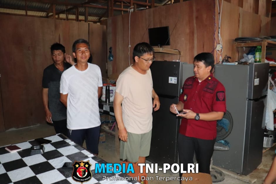 Pastikan Tidak Ada Pelanggaran Keimigrasian, Imigrasi Meulaboh Laksanakan Pengawasan Rutin di Kecamatan Sungai Mas dan Woyla Timur