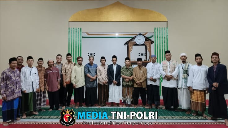 Personil Polsek Mempawah Hulu ikuti Kegiatan Safari Ramadhan