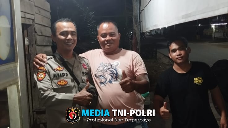Unit Patroli Polsek Mempawah Hulu Melaksanakan Patroli Malam Jaga  Kondusifitas