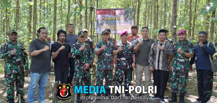 Karya Bakti TNI AD Manunggal Air Pembangunan Sumur Bor Dan Sarana Prasarana Air Bersih Bagi Masyarakat