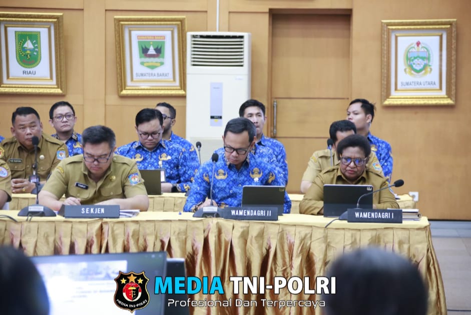 Kemendagri Teken Nota Kesepahaman dengan Lintas K/L, Wamendagri Ribka: Daerah Perlu Percepat Penyelesaian RTRW-RDTR