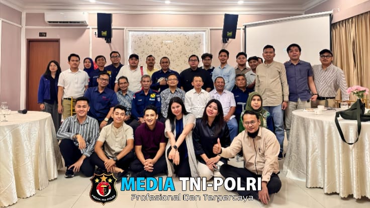 PBH Peradi Surabaya Gelar Evaluasi Kinerja dan Buka Bersama di Graha Mahameru