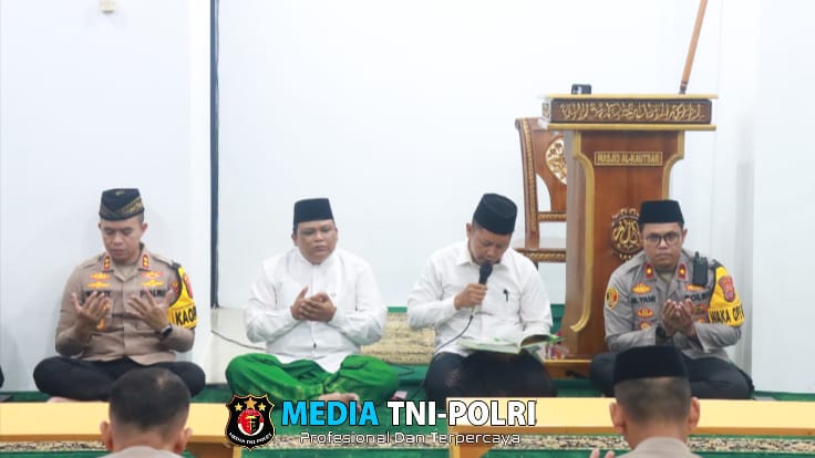 Polres Lampung Timur Peringati Nuzulul Qur’an di Masjid Al-Kautsar dengan Khidmat