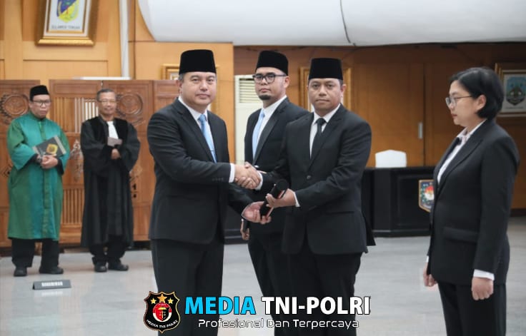 Lantik Pejabat Administrator, Sekjen Kemendagri Tekankan Jaga Amanah dan Hadirkan Inovasi