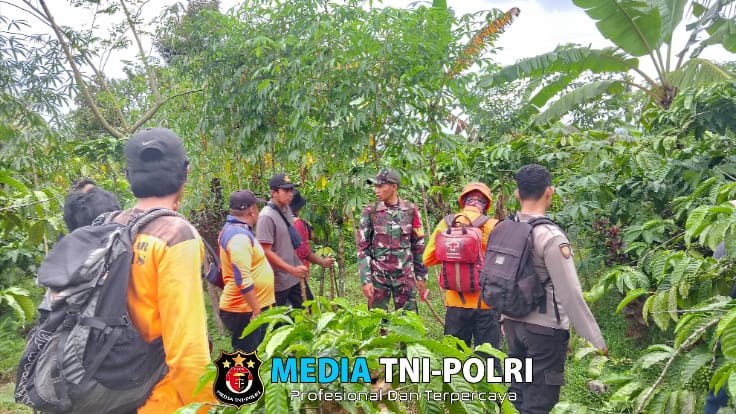 Koramil 0825/05 Kalibaru Laksanakan Pencarian Orang Hilang di Desa Banyuanyar Banyuwangi