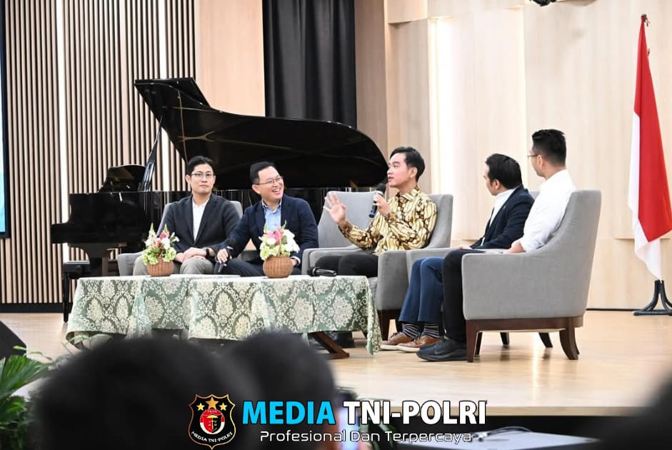 Kunjungan Fakultas AI UPH, Wapres Dorong Adaptasi Oleh Anak Muda