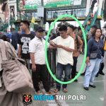 Terlapor dan Saksi Kasus Perzinahan Tak Kunjung di Konfrontir, Pria Ini Rela Bersujud di Depan Pangdam I Bukit Barisan Demi Mendapatkan Keadilan
