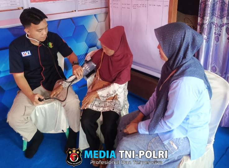 Pemeriksaan Kesehatan Gratis di Pos Pelayanan dan Pos Pengamanan, Personil BanOps Subsatgas Dokkes Siap Melayani