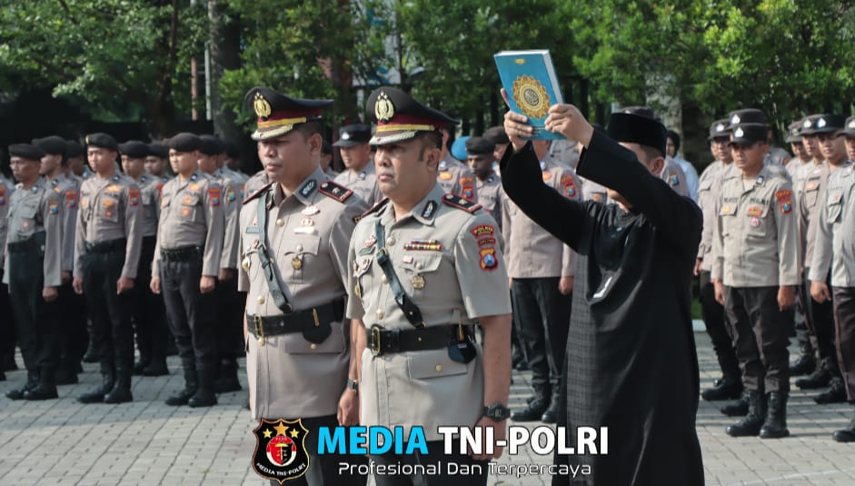 Resmi Berganti, Wakapolres Nganjuk Jalani Serah Terima Jabatan