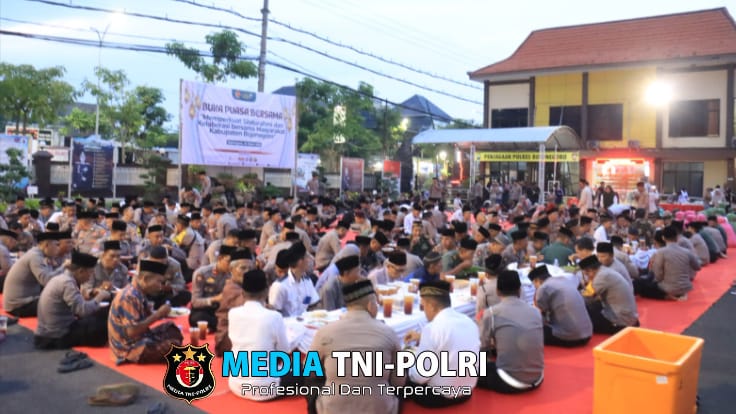 Bangun Kolaborasi, Polres Bojonegoro Gelar Buka Puasa Bersama dengan Kodim dan Masyarakat