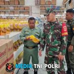 Babinsa Tipes Sidak Harga Sembako di Grosir Lotte Mart