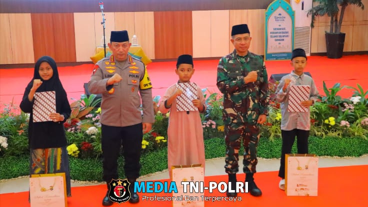 Perkuat Silaturahmi, Kapolri-Panglima TNI Hadiri Safari Ramadhan di Polda Lampung