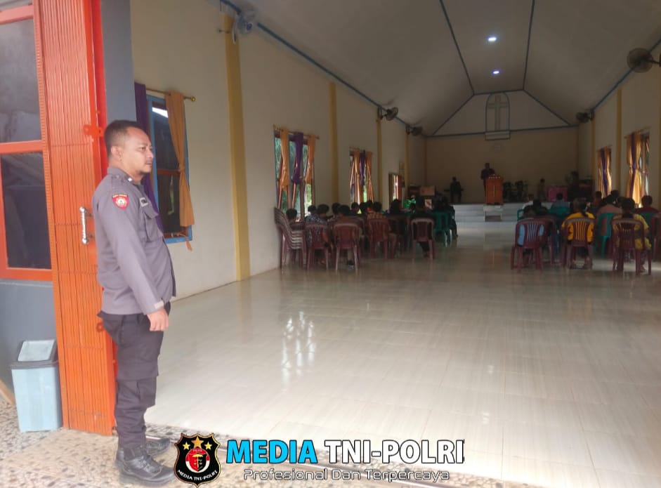 Polsek Meranti Amankan Ibadah di Gereja