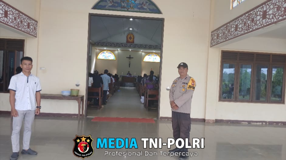 Ibadah Hari Minggu Berjalan Lancar Polsek Menyuke Lakukan Pengamanan