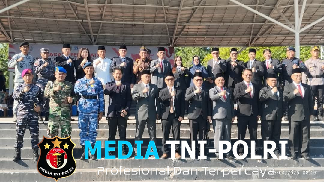 Komandan Yonmarhanlan IV Hadiri Upacara Peringatan Hari Otonomi Daerah ke- 29 dan Peringatan Hari Kartini