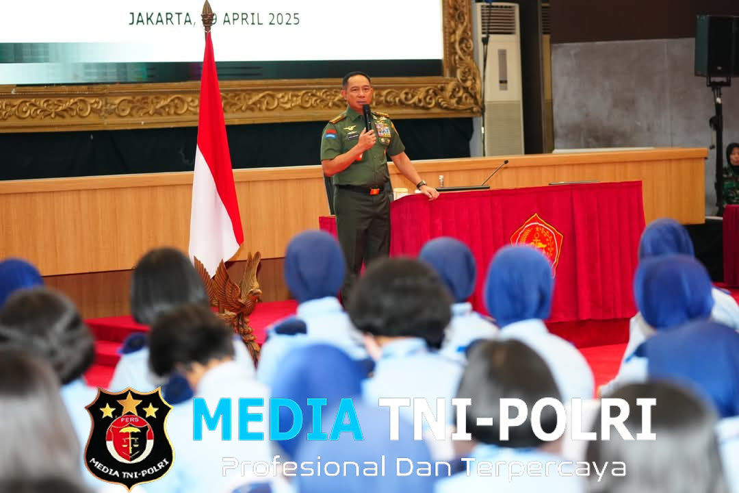 Panglima TNI Tanamkan Nilai Kepemimpinan dan Nasionalisme kepada Siswa SMA Taruna Nusantara