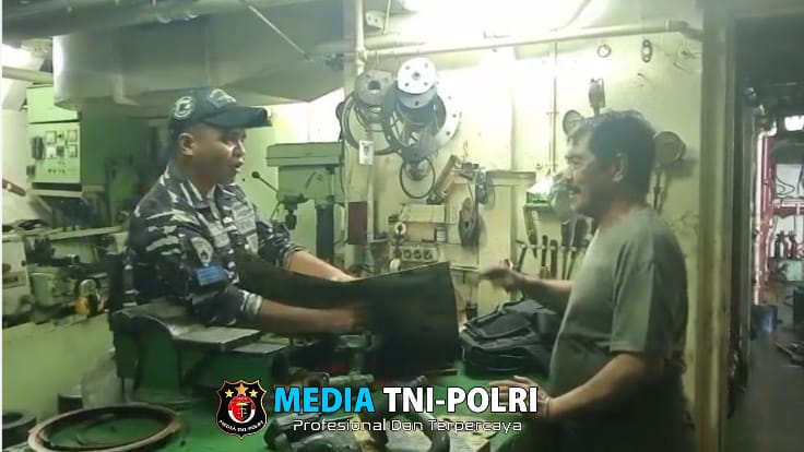 Unsur TNI AL, KRI Matabongsang-873 Selamatkan Kapal MV Serenity-09 Yang Mengalami Kerusakan Mesin di Samudera Pasifik