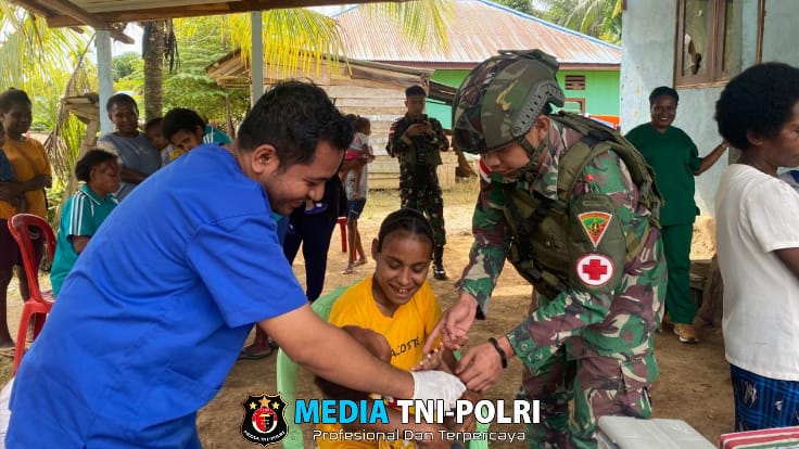 Satgas Yonif 762/VYS Bersinergi Gelar Posyandu Balita Bersama Puskesmas Yembun