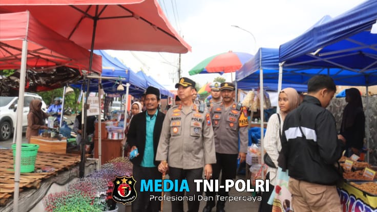 Libur Lebaran, Kapolres Bojonegoro Pantau Pengamanan Wisata Religi di Masjid Margomulyo