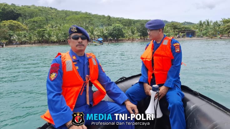 Antisipasi Kecelakaan Laut, Kasat Polairud Polres Tanggamus Pimpin Patroli Pantai dan Perairan
