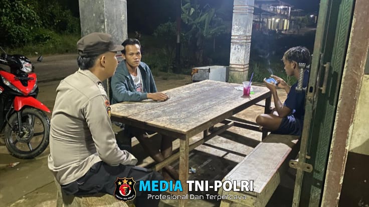 Polsek Meranti Laksanakan Patroli Malam, Ciptakan Rasa Aman dan Nyaman