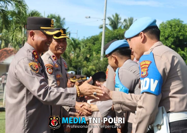 Pimpin Apel Pagi, Kapolres Lampung Tengah Gelar Halal Bihalal Bersama Personelnya